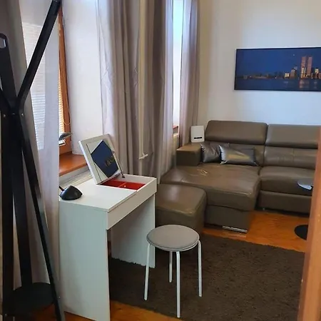 Monar Center Free Parking קושיצה